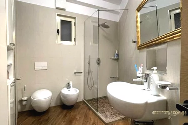 Apartment for sale in Tirana 2+1, Furnished