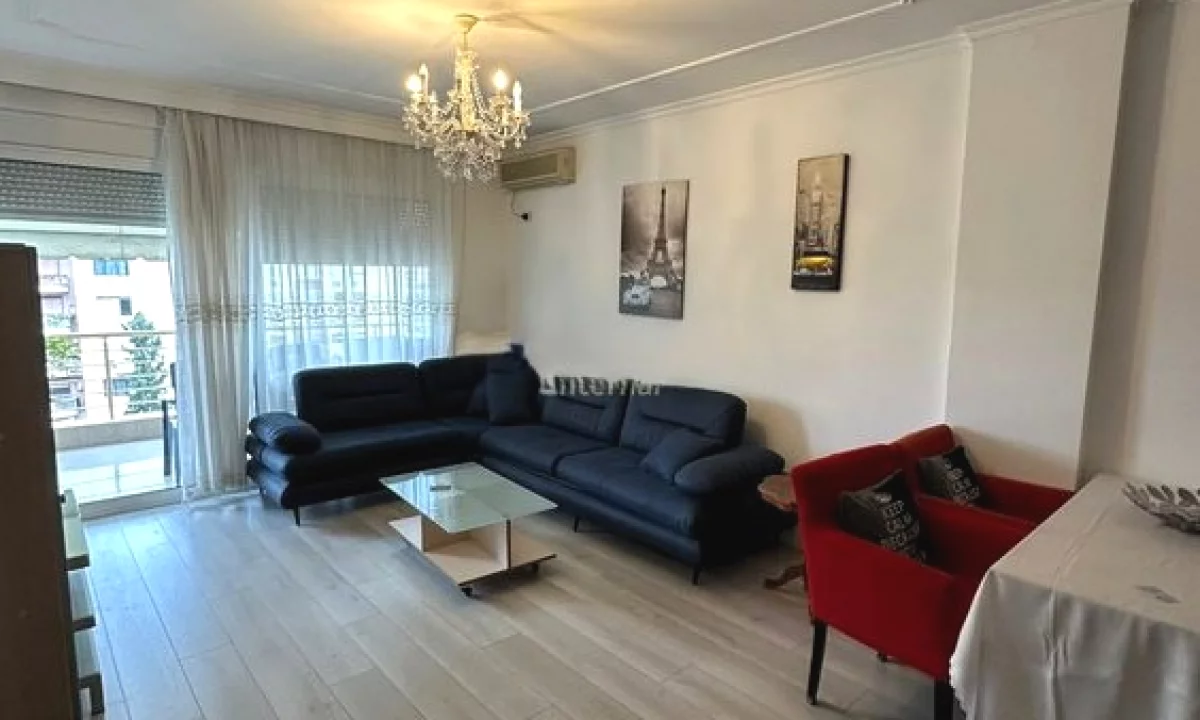 Shtepi me qera Apartament ne Tirane, 2+1, Mobilimi E mobiluar, Pagesa 1,100  Euro.