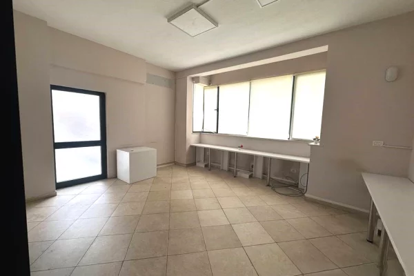 Jepet Zyre Me Qira ne 21 Dhjetori