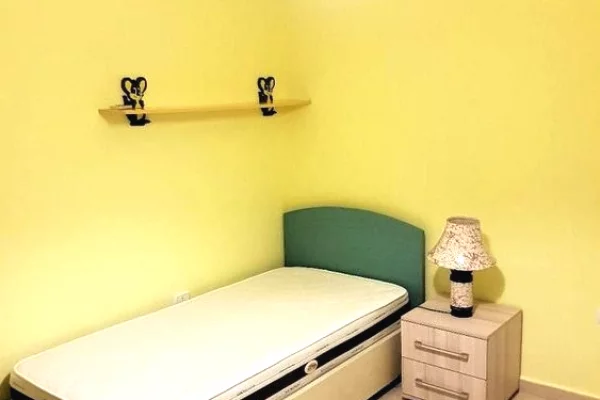 Shtepi me qera Apartament ne Tirane, 2+1, Mobilimi E mobiluar, Pagesa 680  Euro.