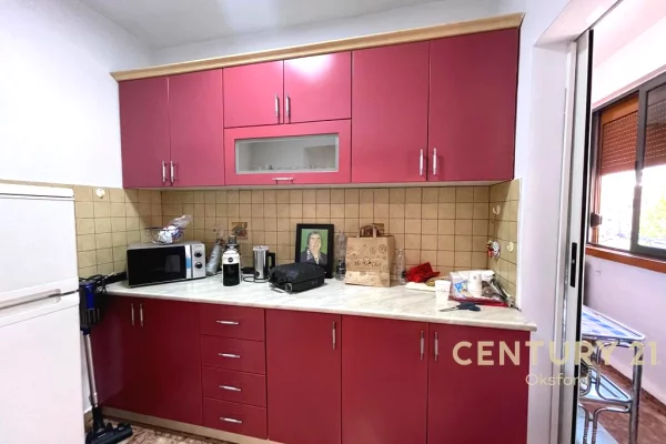 Shtepi me qera Apartament ne Tirane, 1+1, Mobilimi E mobiluar, Pagesa 480  Euro.