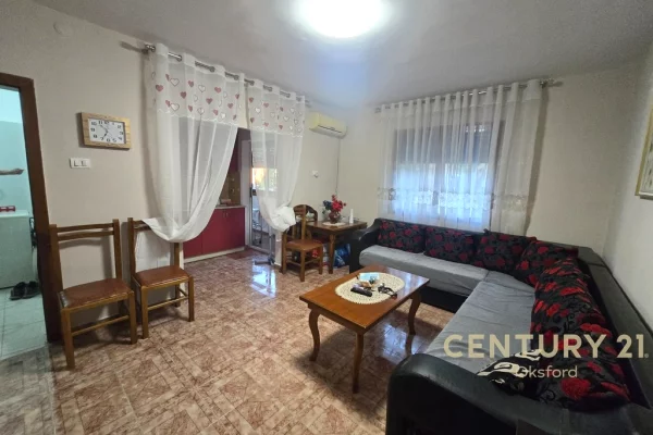 Shtepi me qera Apartament ne Tirane, 1+1, Mobilimi E mobiluar, Pagesa 480  Euro.