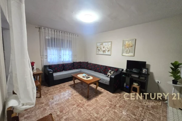 APARTAMENT 1+1 PER QIRA TEK ISH PARKU!