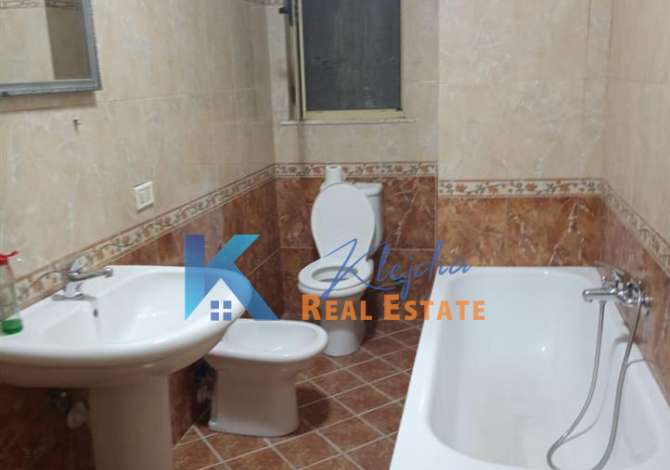 Ambient biznesi me qera 3+1 ne Tirane - 450 Euro