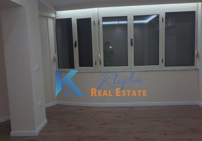 Ambient biznesi me qera 3+1 ne Tirane - 900 Euro