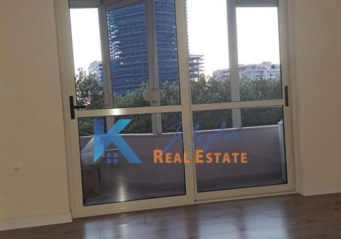 Zyre per qira ne Qender, te 9 kateshet