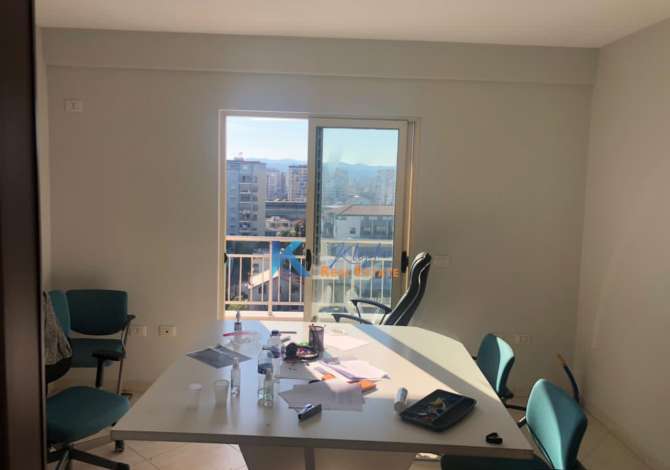 Business Property for Rent 3+1 in Tirana - 550 Euro