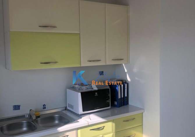 Business Property for Rent 3+1 in Tirana - 550 Euro