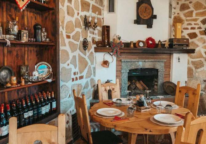 Jepet Restorant i Kompletuar per Qera 