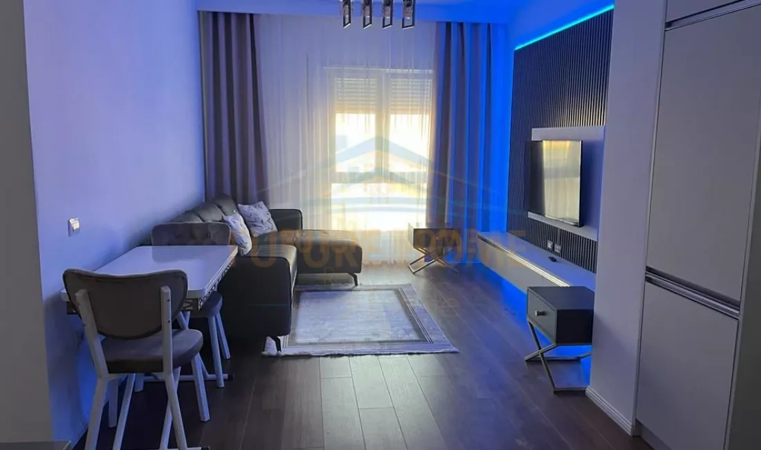 Shtepi ne shitje Apartament ne Tirane, 1+1, Mobilimi E mobiluar, Pagesa 210,000  Euro.