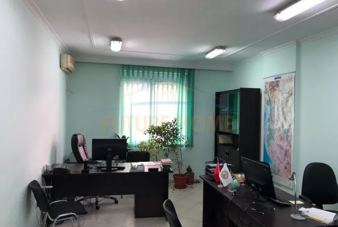 Business Property for Rent 1+1 in Tirana - 500 Euro