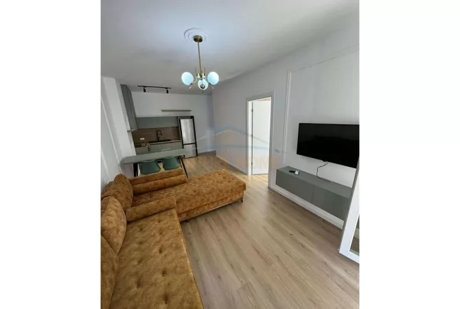 Shtepi me qera Apartament ne Tirane, 1+1, Mobilimi E mobiluar, Pagesa 600  Euro.