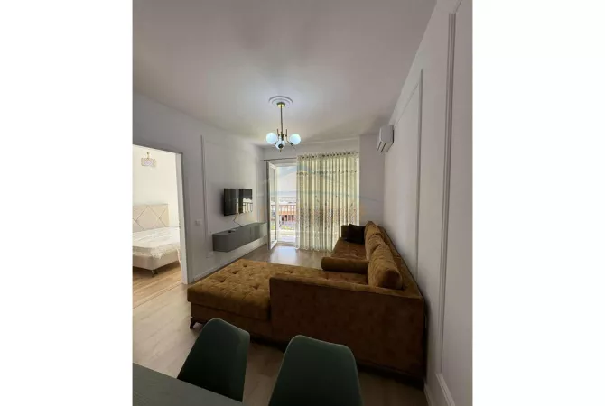 Shtepi me qera Apartament ne Tirane, 1+1, Mobilimi E mobiluar, Pagesa 600  Euro.