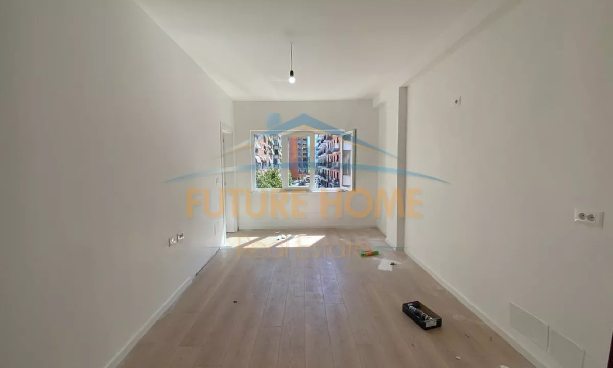 Shtepi ne shitje Apartament ne Tirane, 1+1, Mobilimi Bosh, pa mobiluar, Pagesa 149,000  Euro.