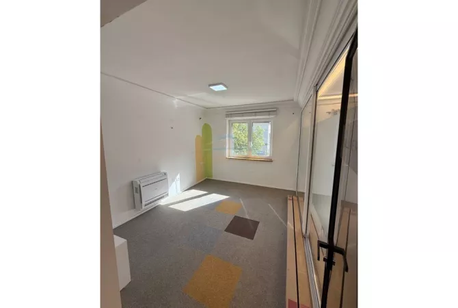 Business Property for Rent 1+1 in Tirana - 2,001 Euro