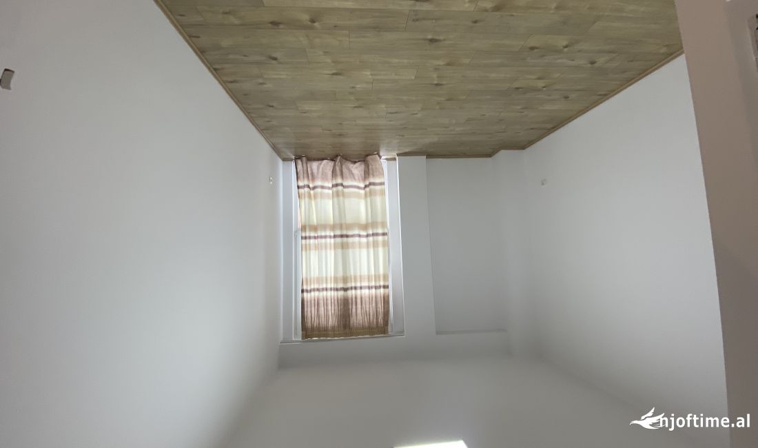 Jepet ambient me qira 