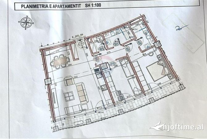 Ambiente Commerciale in Affitto 3+1 a Tirana - 1,400 Euro