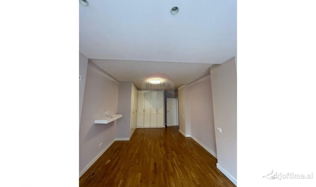 ZYRE E INVESTUAR PER QIRA TEK KOPSHTI ZOOLOGJIK