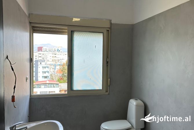 AMBIENT ZYRE PER QIRAv prane kristal centre