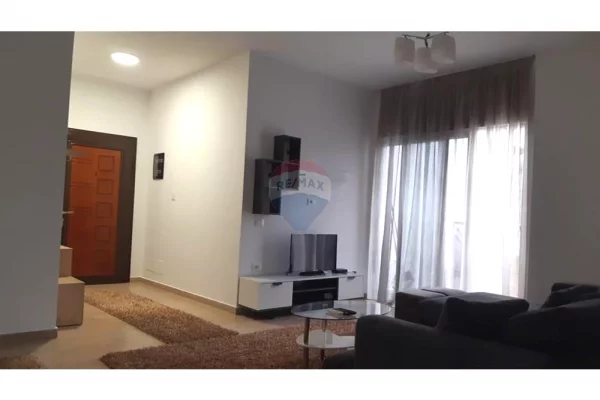 Shtepi me qera Apartament ne Tirane, 1+1, Mobilimi E mobiluar, Pagesa 40,000  Leke.