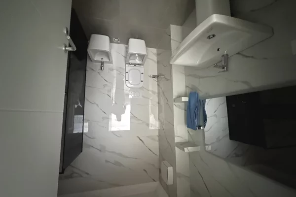 Shtepi me qera Apartament ne Tirane, 1+1, Mobilimi E mobiluar, Pagesa 600  Euro.