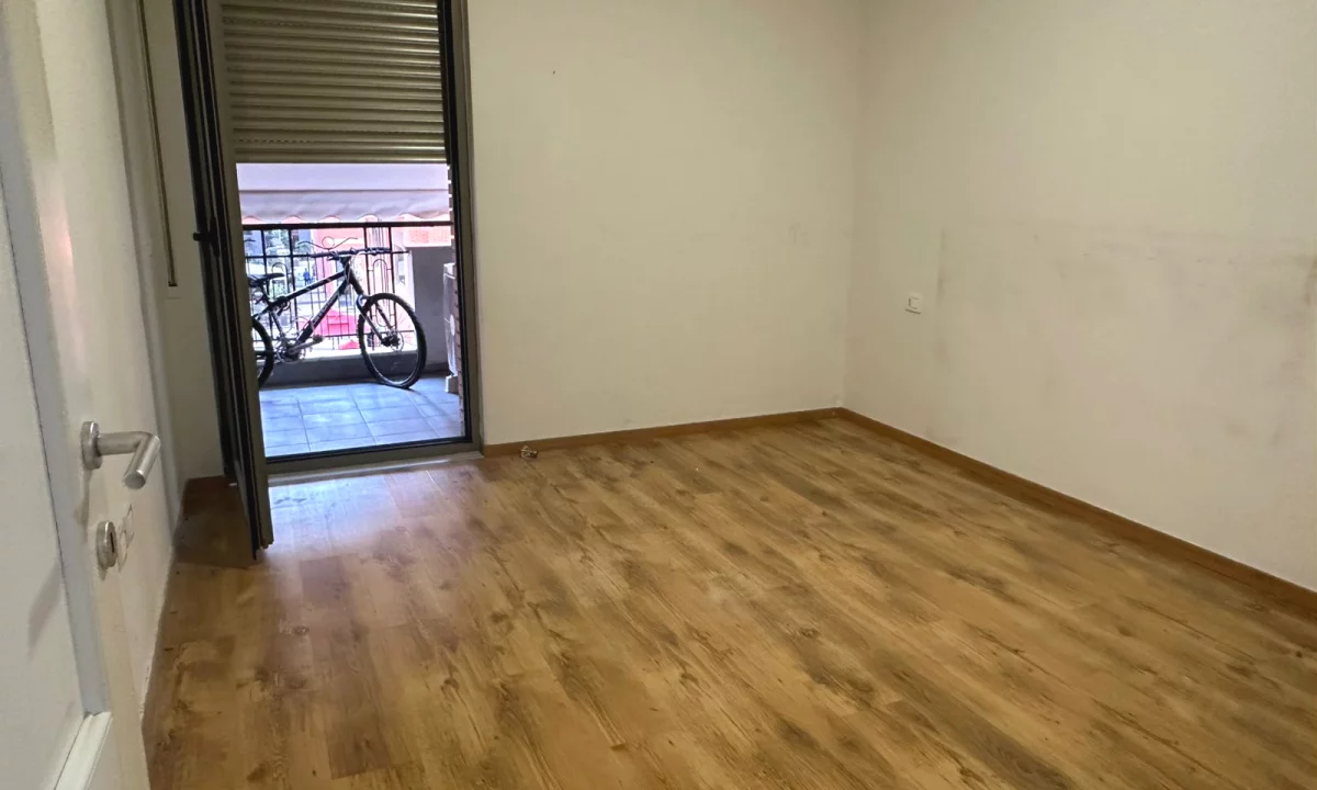 zyre per zira ne DELIJORGJI