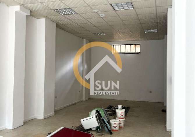 Ambient biznesi me qera 3+1 ne Shkoder - 35,000 Leke