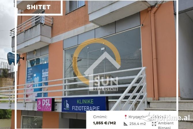 Ambiente Commerciale in Vendita 3+1 a Scutari - 475,622 Euro