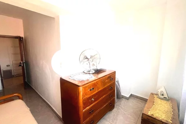 Shtepi me qera Apartament ne Shkoder, 2+1, Mobilimi E mobiluar, Pagesa 35,000  Leke.