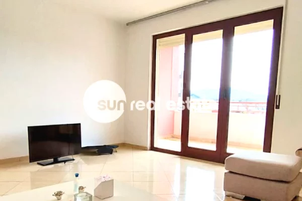 Shtepi me qera Apartament ne Shkoder, 2+1, Mobilimi E mobiluar, Pagesa 60,000  Leke.