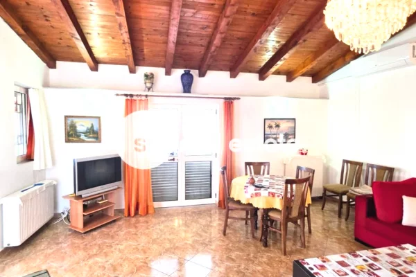 Shtepi me qera Vila Luksoze ne Shkoder, 3+1, Mobilimi E mobiluar, Pagesa 5,000  Leke.