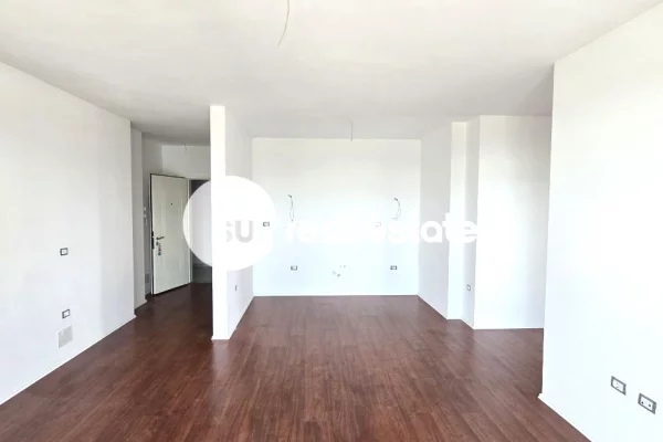 Shtepi ne shitje Apartament ne Shkoder, 1+1, Mobilimi Bosh, pa mobiluar, Pagesa 106,800  Euro.