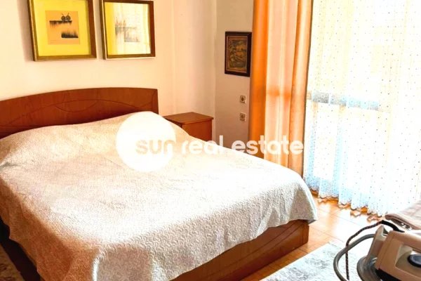 Shtepi me qera Apartament ne Shkoder, 2+1, Mobilimi E mobiluar, Pagesa 30,000  Leke.