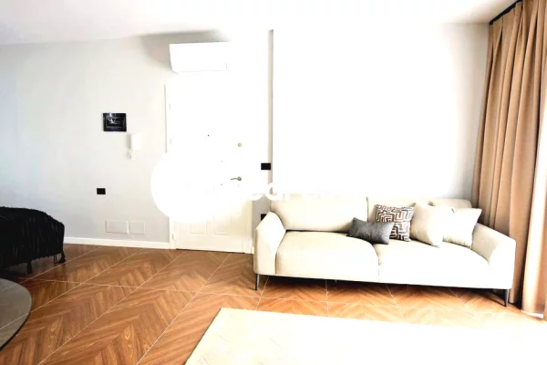 Shtepi me qera Apartament ne Shkoder, Garsoniere, Mobilimi E mobiluar, Pagesa 35,000  Leke.