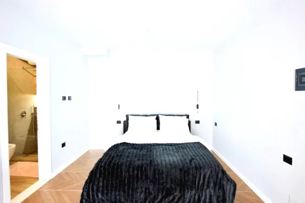 Shtepi me qera Apartament ne Shkoder, Garsoniere, Mobilimi E mobiluar, Pagesa 35,000  Leke.