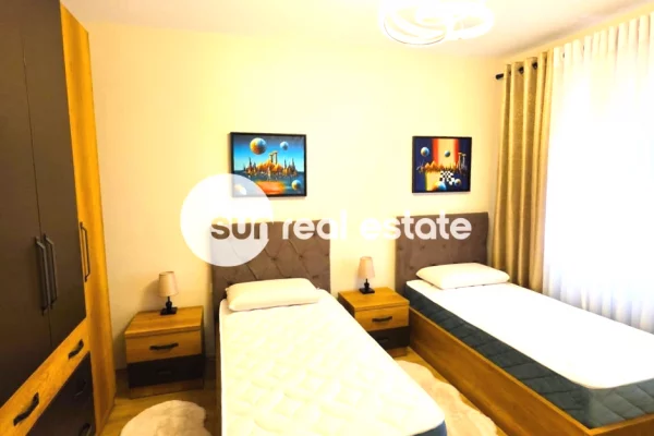 Shtepi me qera Apartament ne Shkoder, 2+1, Mobilimi E mobiluar, Pagesa 60,000  Leke.