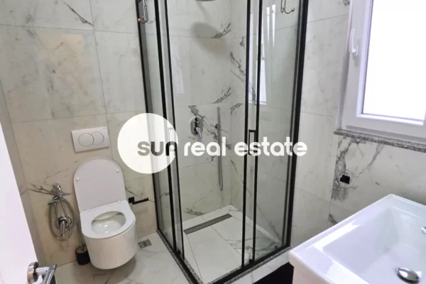 Shtepi me qera Apartament ne Shkoder, 2+1, Mobilimi E mobiluar, Pagesa 60,000  Leke.