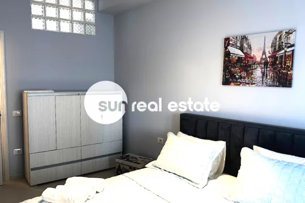 Shtepi me qera Apartament ne Shkoder, 1+1, Mobilimi E mobiluar, Pagesa 50,000  Leke.