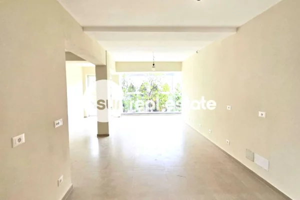 JEPET ME QIRA AMBIENT BIZNESI, AFER XHAMISE SE PARRUCES, SHKODER