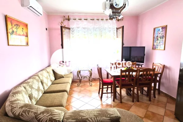Shtepi me qera Vila Luksoze ne Shkoder, 2+1, Mobilimi E mobiluar, Pagesa 60,000  Leke.