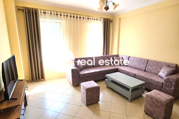 Shtepi me qera Apartament ne Shkoder, 2+1, Mobilimi E mobiluar, Pagesa 40,000  Leke.