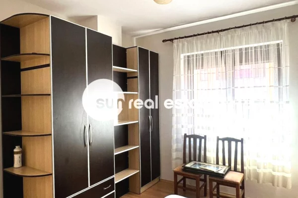 Shtepi me qera Apartament ne Shkoder, 1+1, Mobilimi E mobiluar, Pagesa 35,000  Leke.