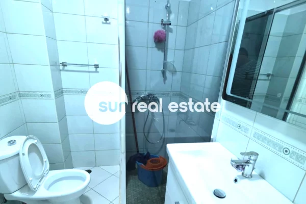 Shtepi ne shitje Apartament ne Shkoder, 2+1, Mobilimi E mobiluar, Pagesa 13,500,000  Leke.
