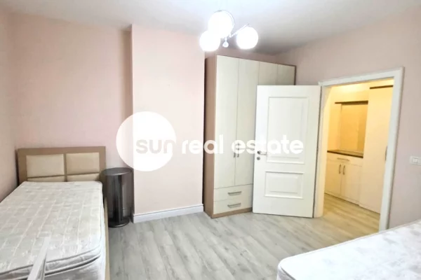 Shtepi ne shitje Apartament ne Shkoder, 2+1, Mobilimi E mobiluar, Pagesa 13,500,000  Leke.