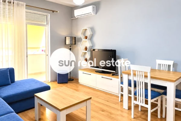 Shtepi me qera Apartament ne Shkoder, 1+1, Mobilimi E mobiluar, Pagesa 42,000  Leke.