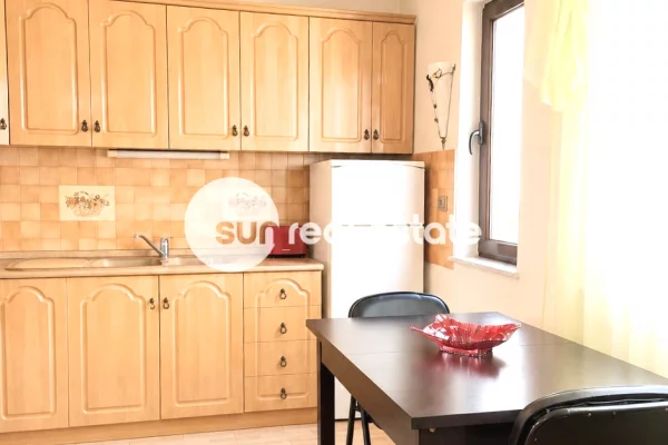 Shtepi me qera Apartament ne Shkoder, 2+1, Mobilimi E mobiluar, Pagesa 40,000  Leke.