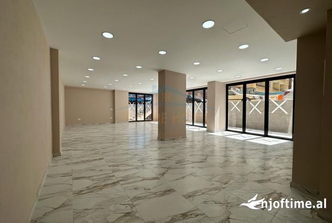 Business Property in Sale 1+1 in Durres - 245,000 Euro