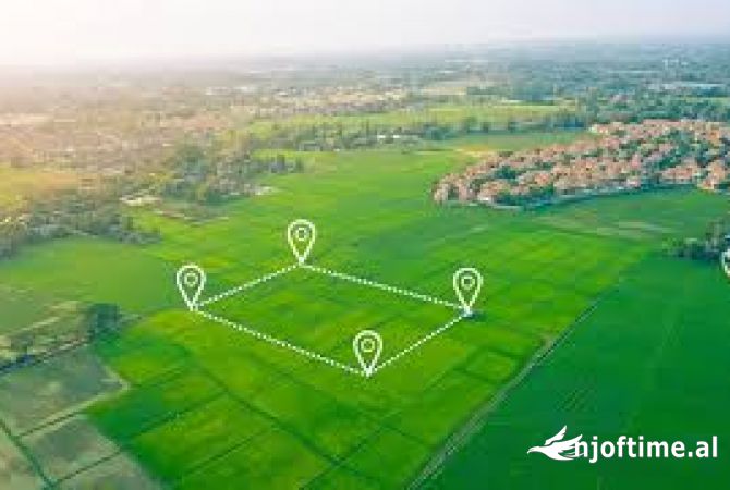 Terreno in vendita a Tirana - 2,976,000 Euro