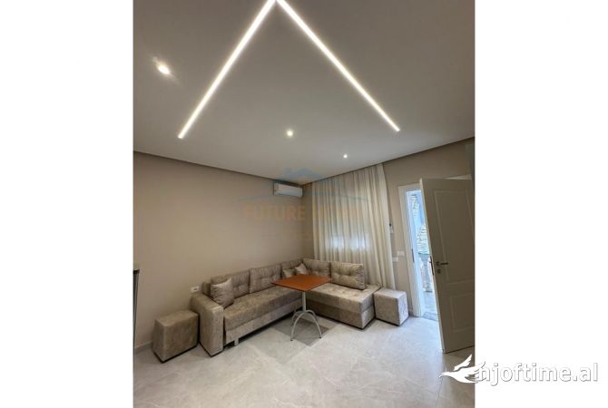 Shtepi me qera Apartament ne Durres, 1+1, Mobilimi E mobiluar, Pagesa 300  Euro.