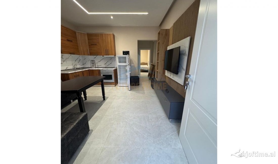 Shtepi me qera Apartament ne Durres, 1+1, Mobilimi E mobiluar, Pagesa 300  Euro.